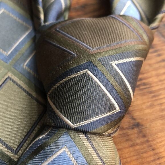 Vintage 3” Hand Tie Axcess Green and Blue Diamonds - Picture 3 of 5